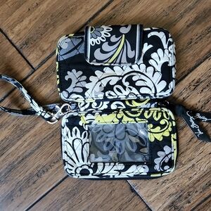 Vera‎ Bradley Wristlet